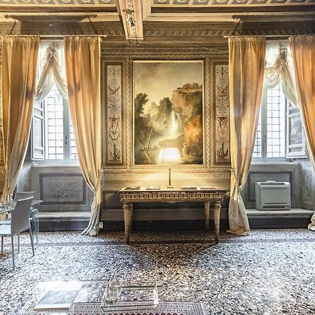 Casa Borghese By Burghesius Villa Rome Exterior photo